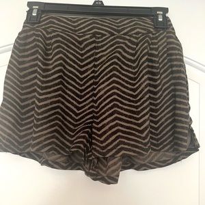 Stripped flowy shorts.